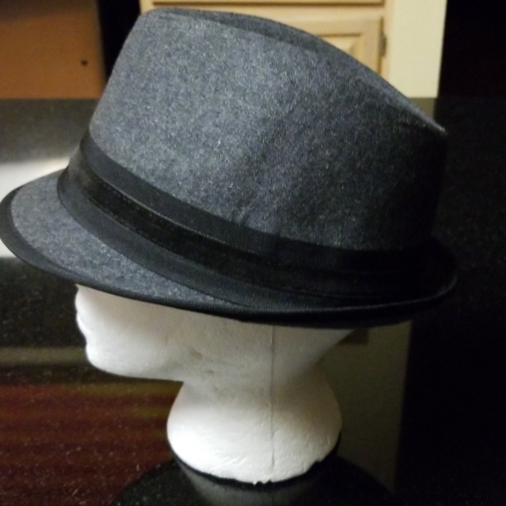 NWOT Women Fedora - Picture 4 of 6